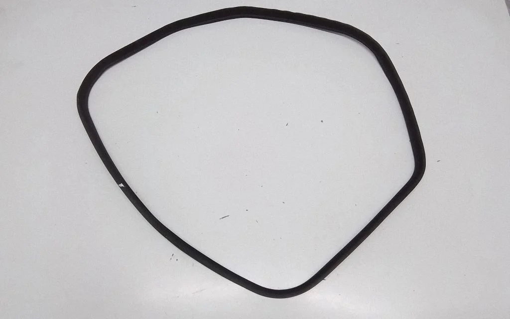 Tagaukse tihend (kere pool) – BMW 3-seeria GT F34 (2013-2017)