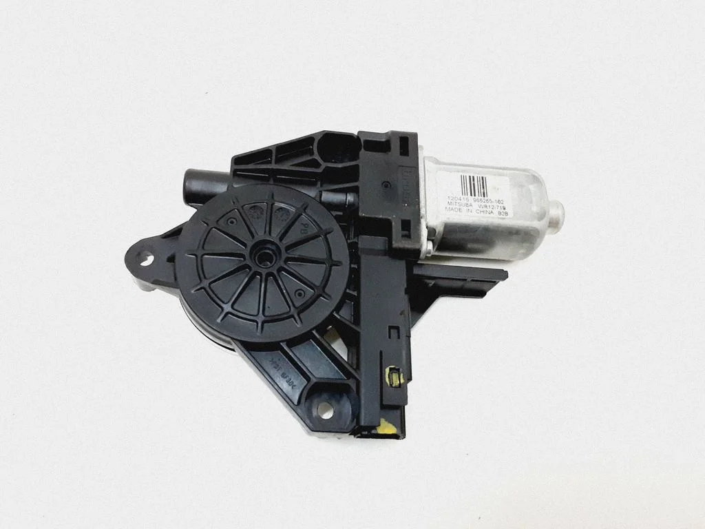Tagaukse aknatõstuki mootor – Volvo S60 (2011-2013)