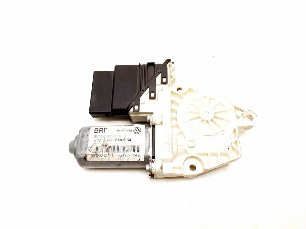 Rear door window regulator motor – Skoda Octavia Mk2 (1Z) (2004-2013)