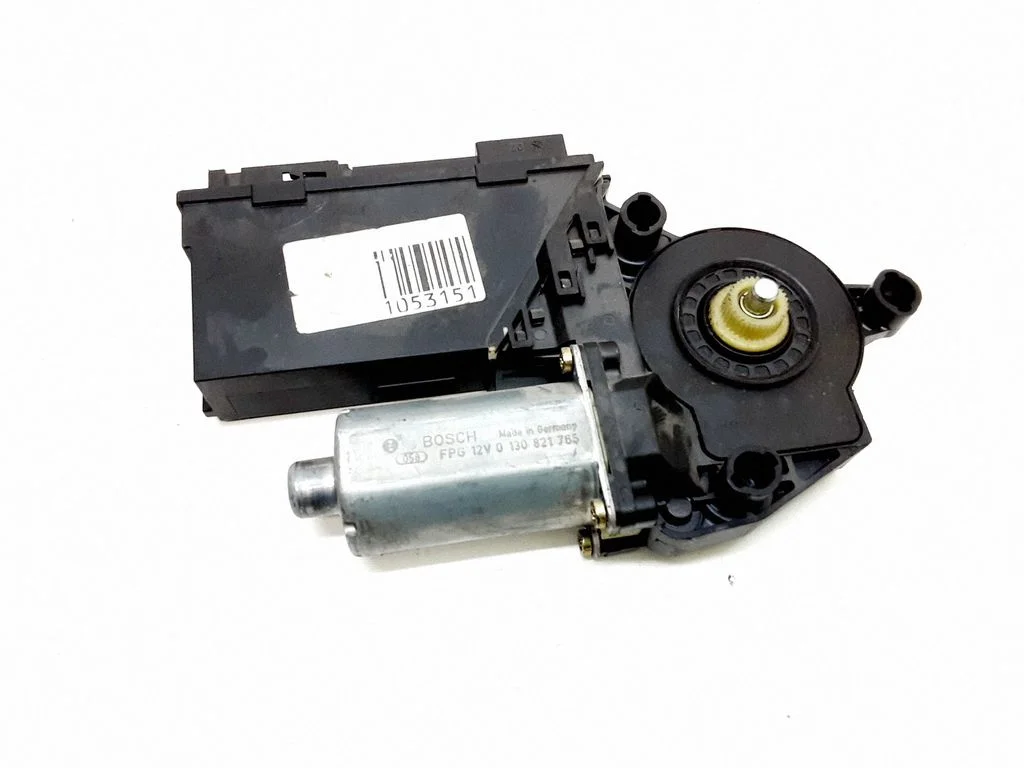 Rear door window regulator motor – Volkswagen Touareg I (2002-2010)