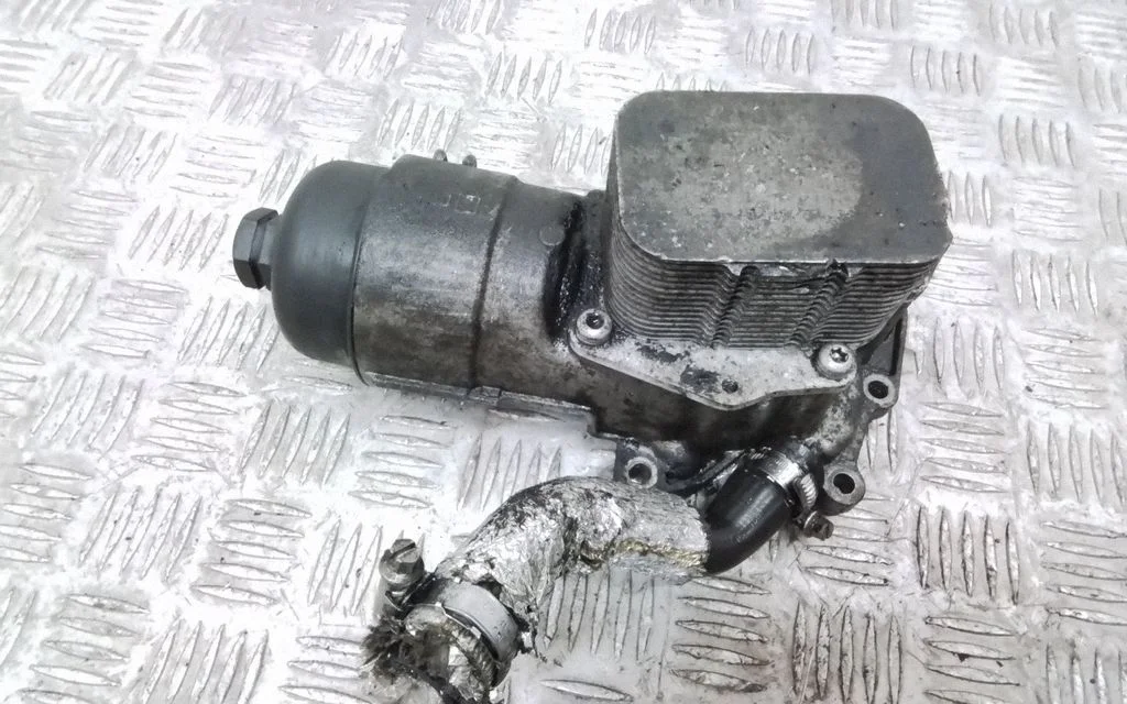 Õlifiltri hoidik/jahuti 31259229