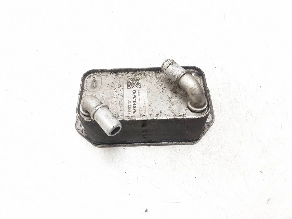 Oil filter mounting bracket – Volvo V60 (2013-2018)