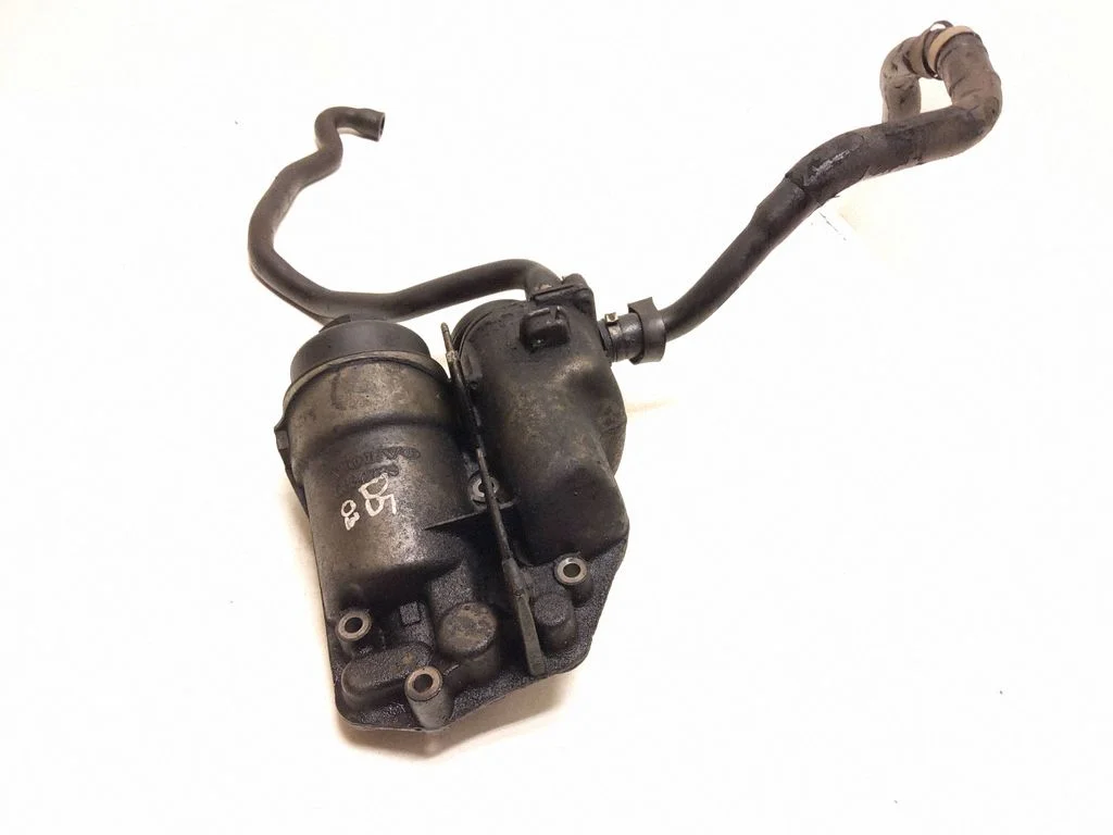 Oil filter mounting bracket 08642839