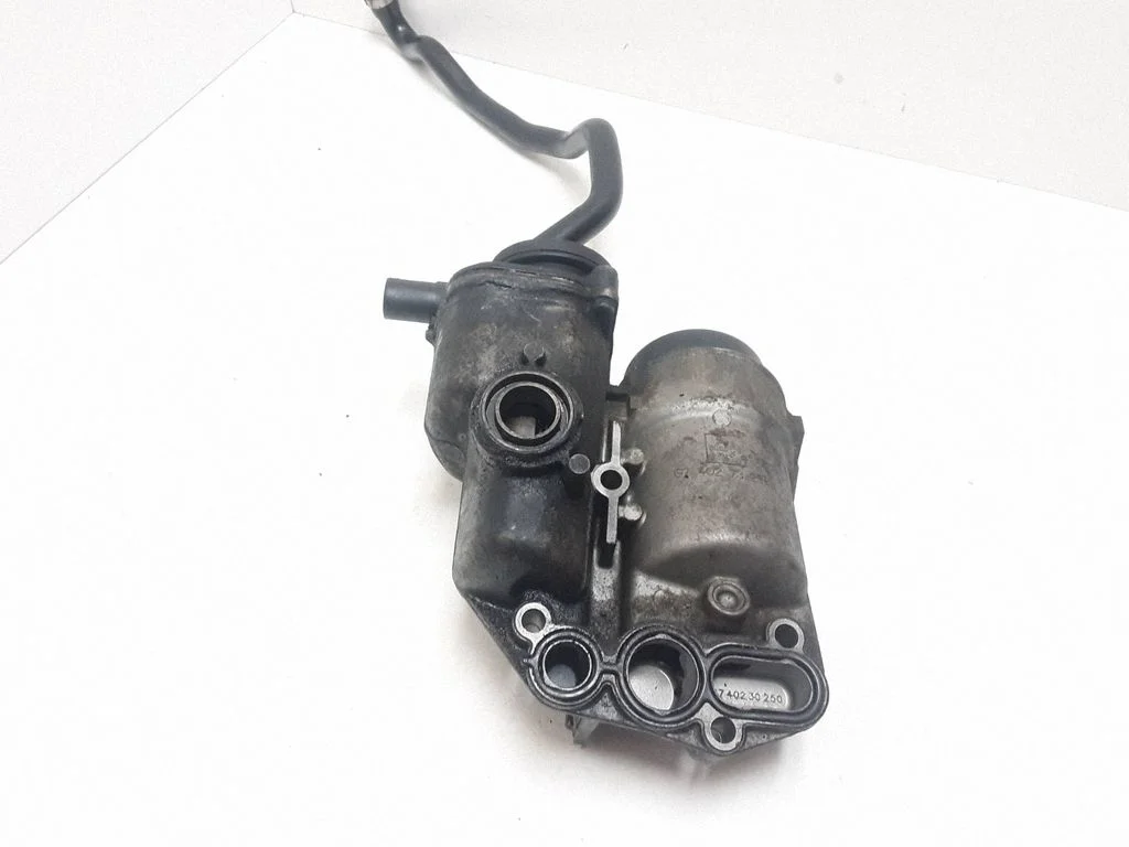 Oil filter mounting bracket 08642839