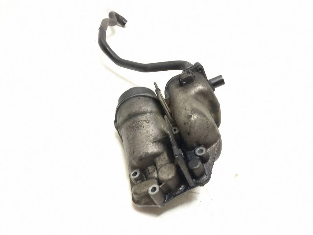 Oil filter mounting bracket 08642839