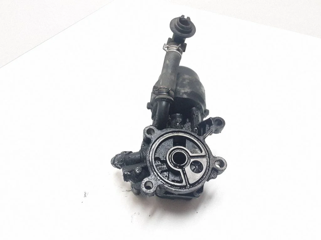 Oil filter mounting bracket 9646115280