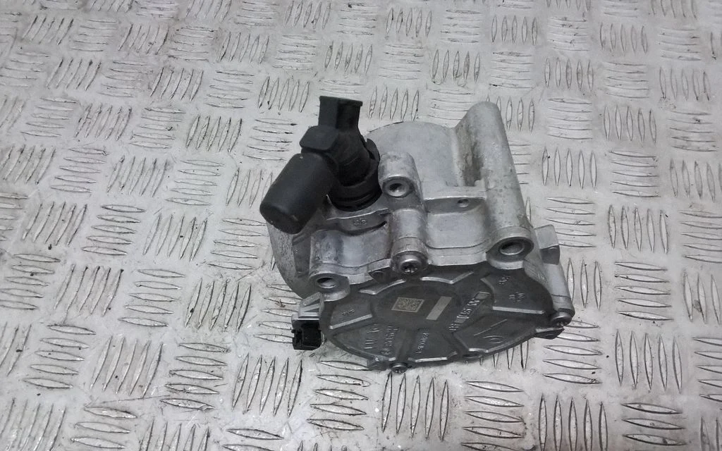 Vacuum pump 06Q145100F