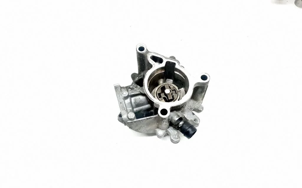 Pompa próżniowa (vacuum) 06K145100J
