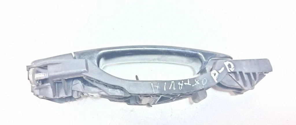 Front door exterior handle – Skoda Octavia Mk2 (1Z) (2004-2013)