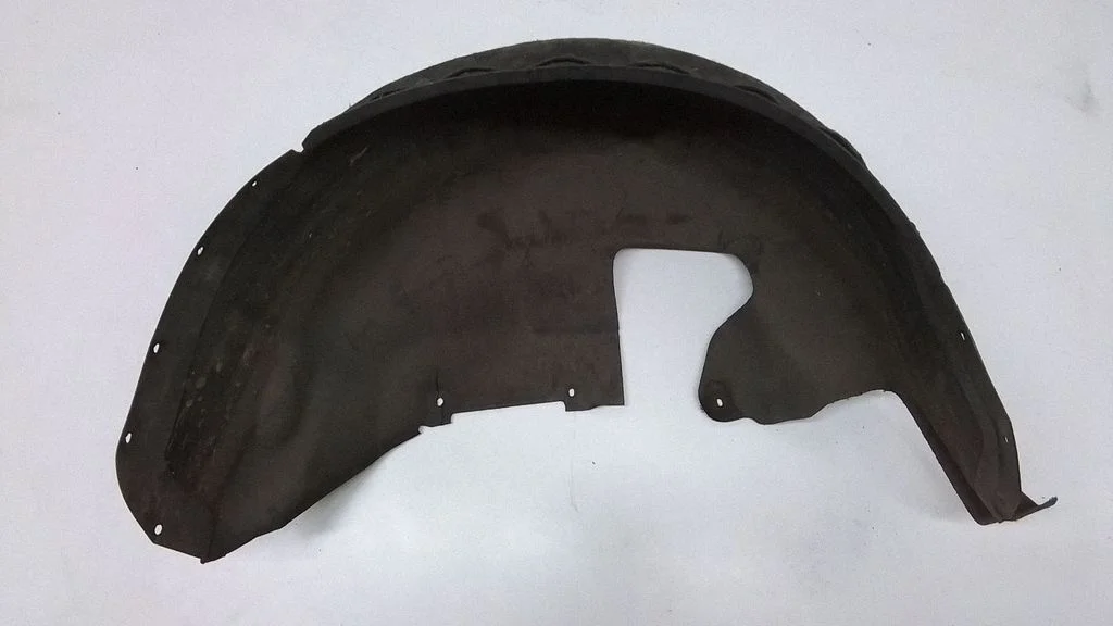 Rear arch fender liner splash guards 31333087