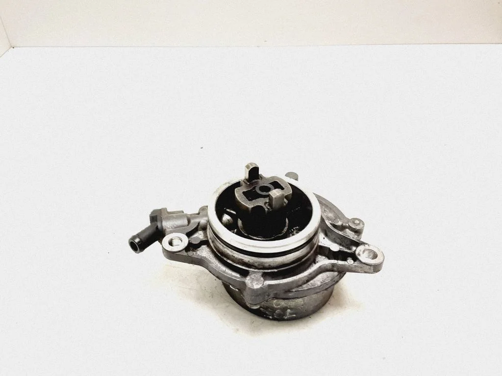 Vacuum pump 70043702