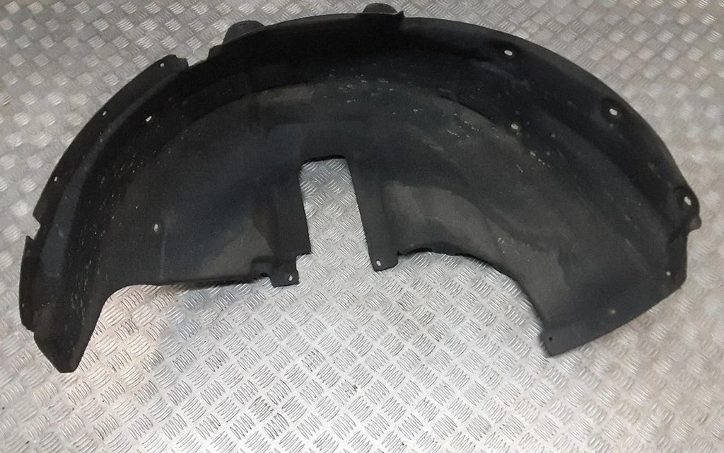 Tagumine poritiivakate – Audi Q5 SQ5 8R (2008-2017)