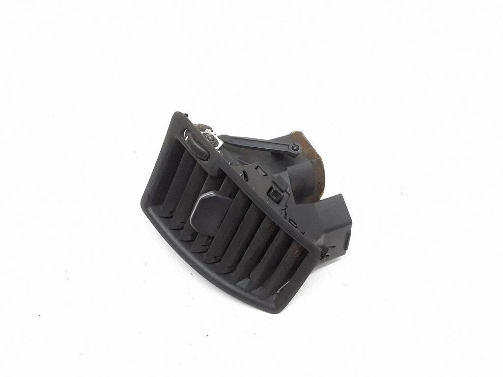 Dash center air vent grill – Volvo XC90 (2007-2014)