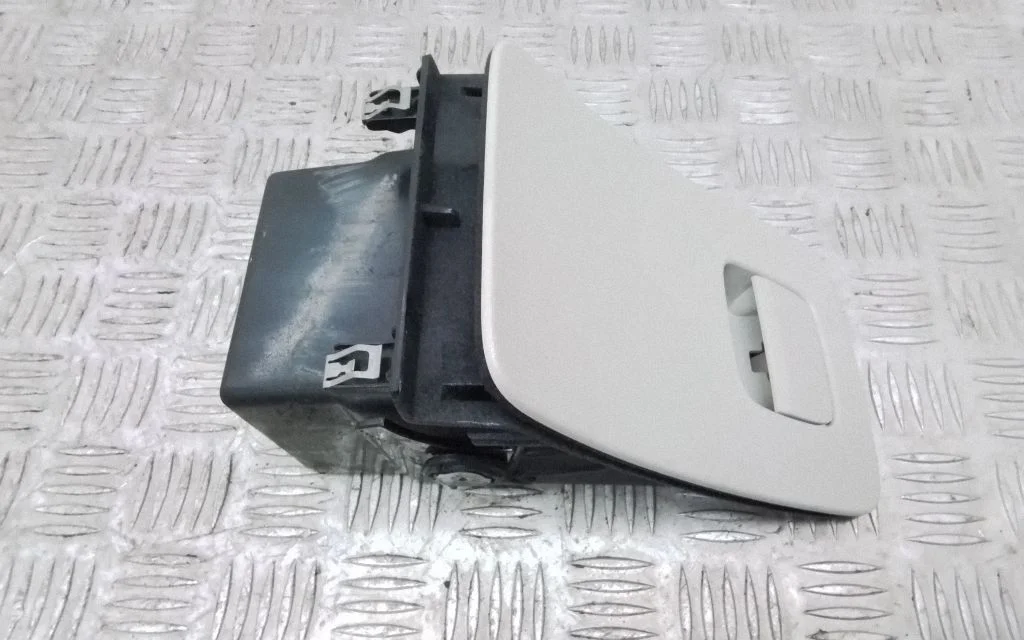 Glove box – Volvo S90, V90 (2016-)