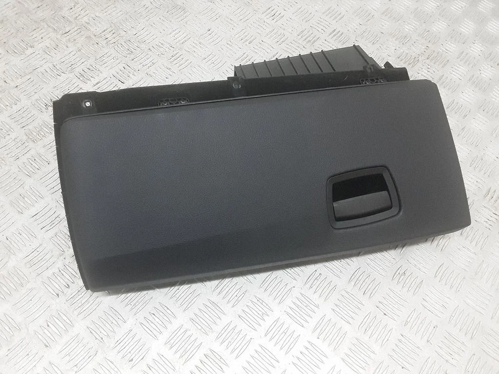 Glove box – BMW 7 Series F01 F02 F03 F04 (2008-2016)