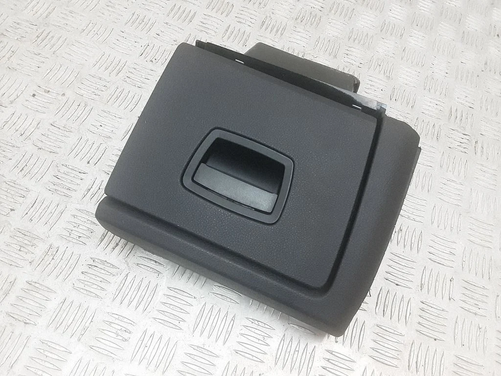 Glove box – BMW 7 Series F01 F02 F03 F04 (2008-2016)