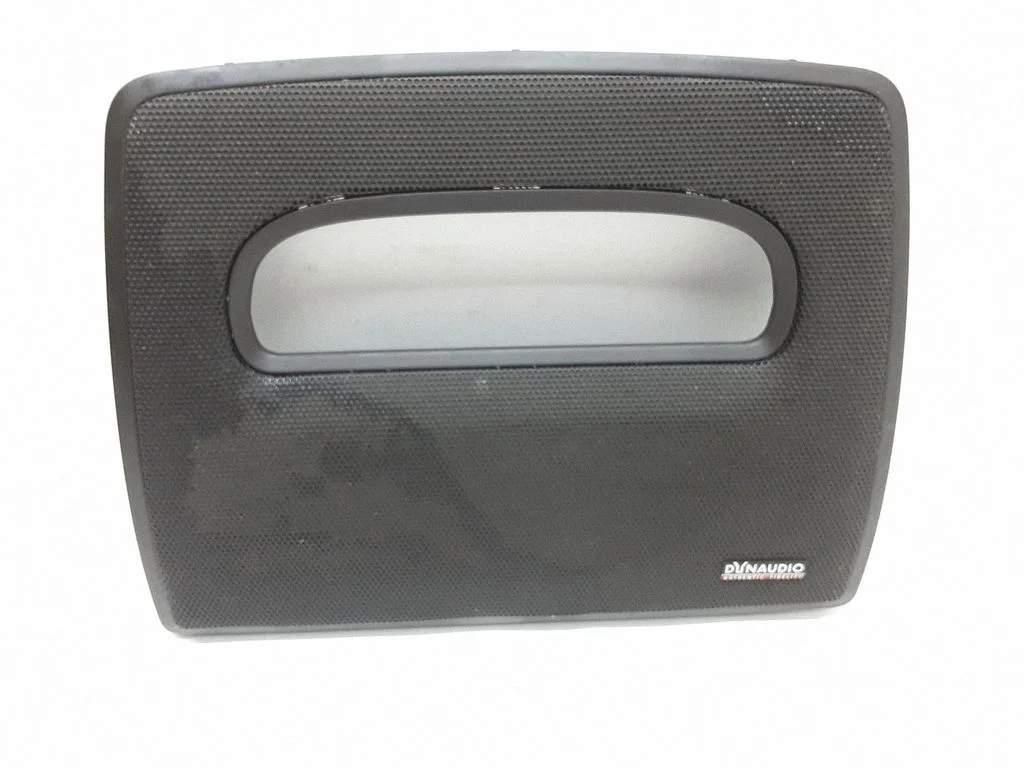 Armatuurlaua keskkõlari kate – Volvo XC90 (2003-2006)