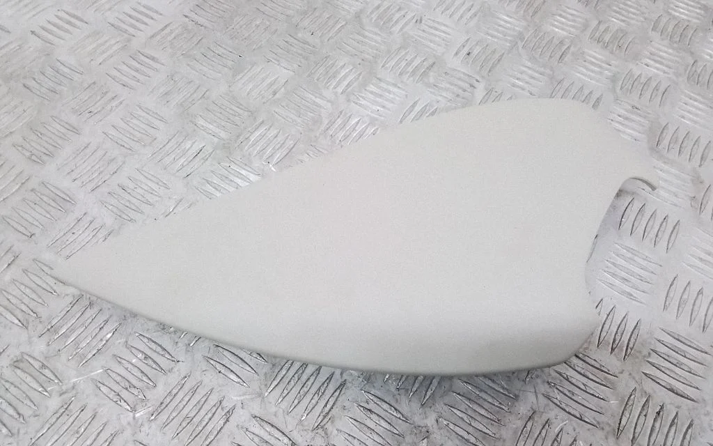 Dashboard side end trim – Volvo S90, V90 (2016-)