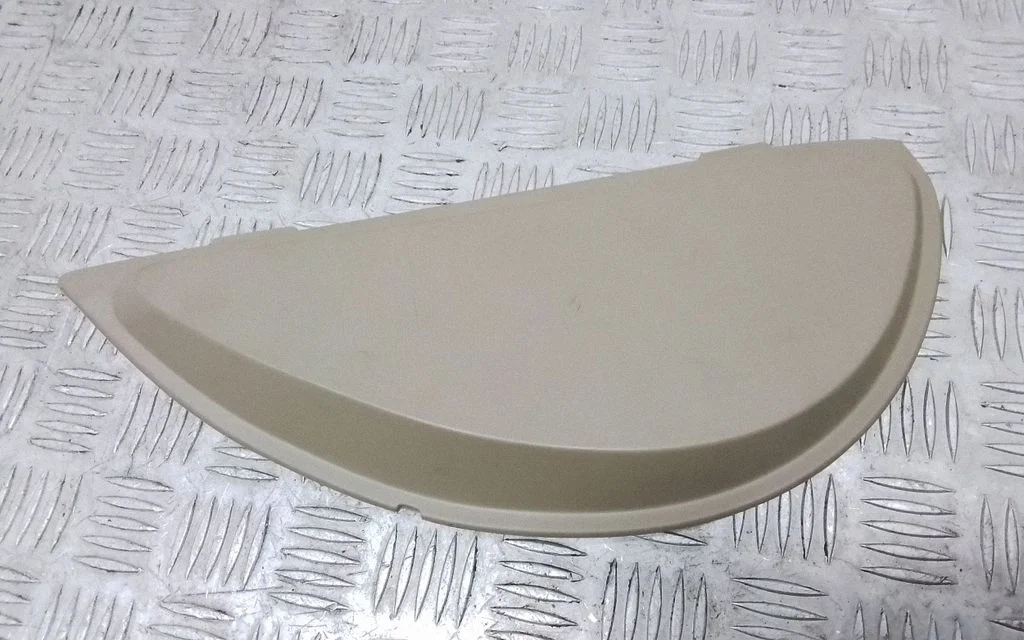 Armatuurlaua külje viimistluspaneel 30722571