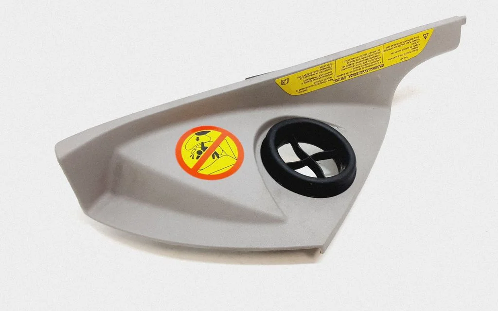 Dashboard side end trim 30672383