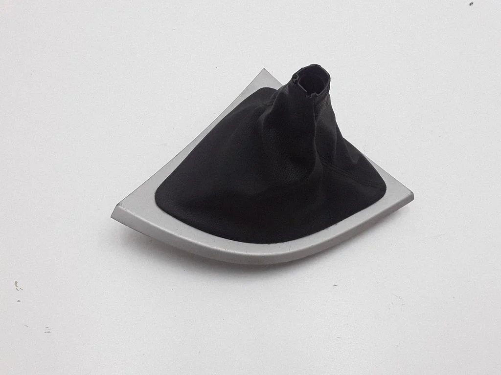 Gear shifter surround trim plastic