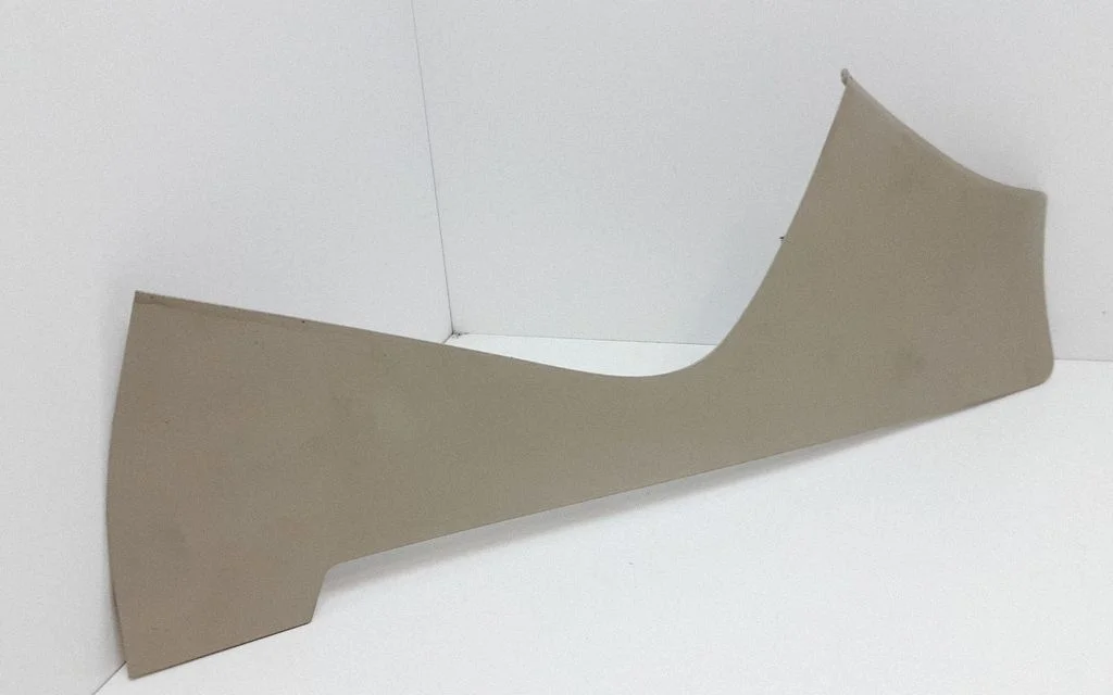 Centre console side trim front – Volvo XC60 (2009-2013)