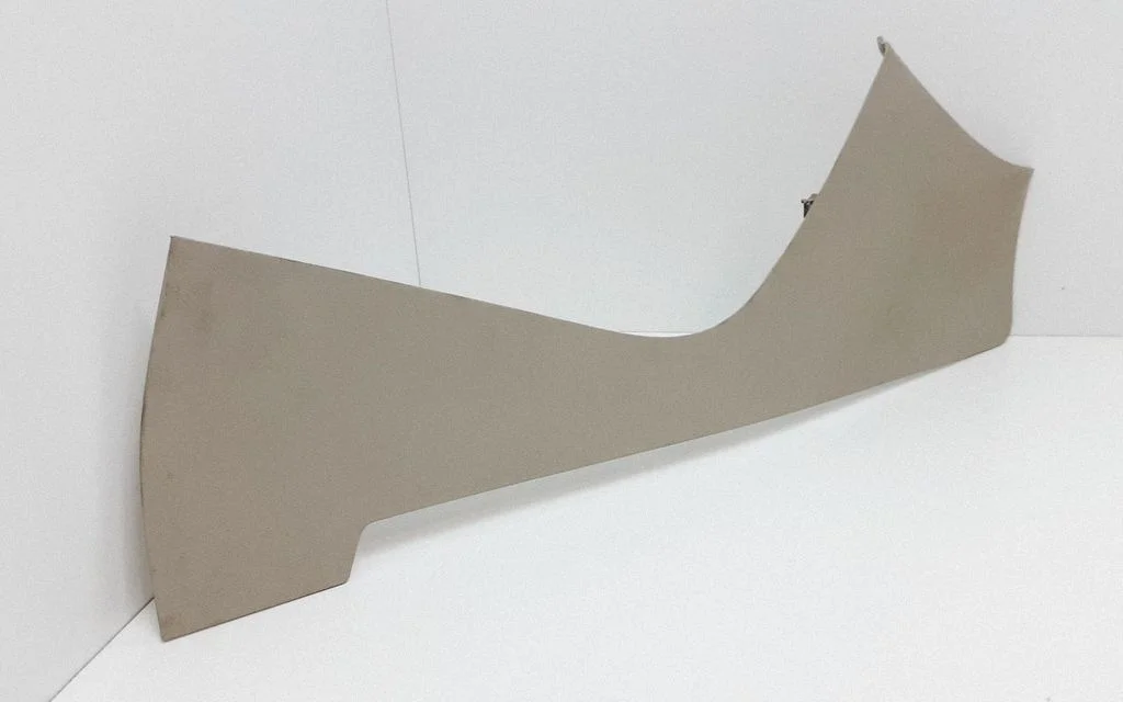 Centre console side trim front – Volvo XC60 (2009-2013)