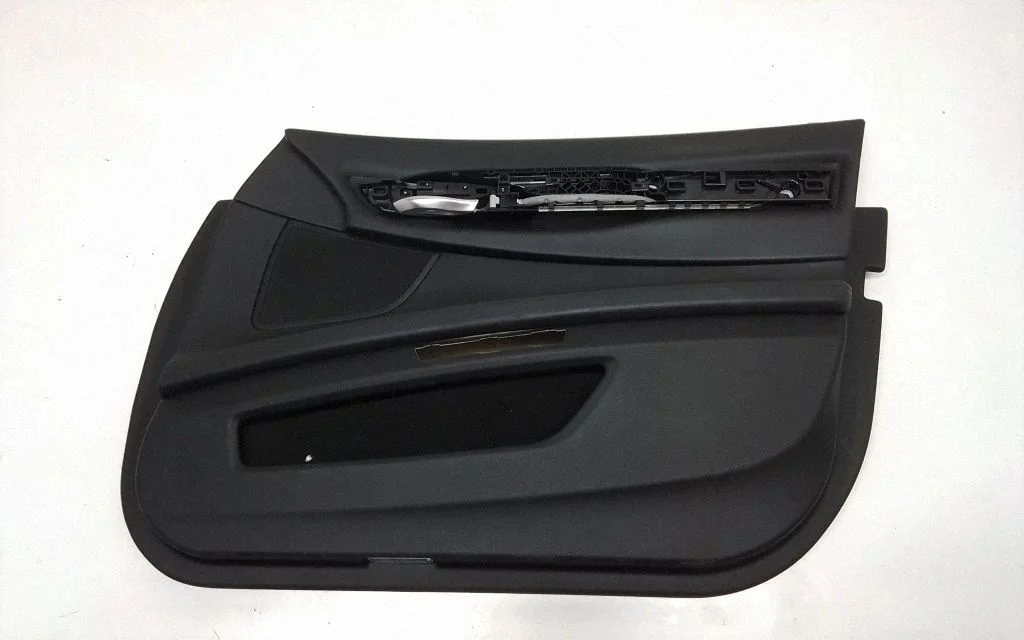 Front door card panel trim – front right