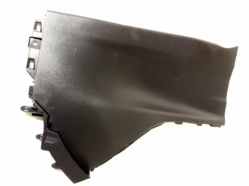 Centre console side trim front