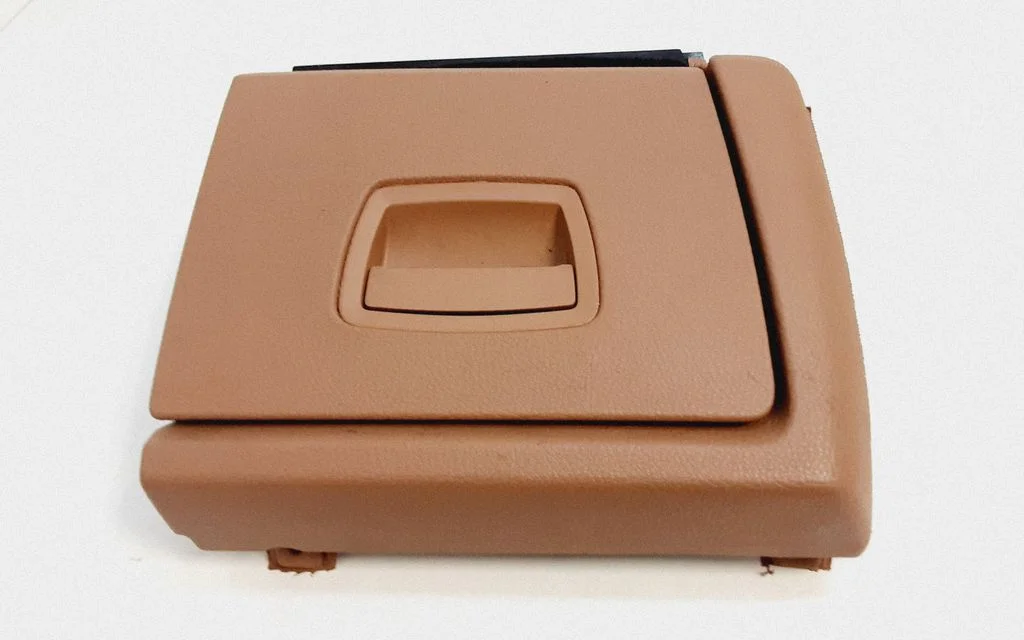 Glove box – BMW 7 Series F01 F02 F03 F04 (2008-2016)