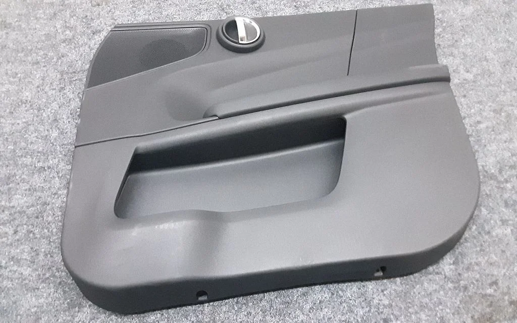 Front door card panel trim – Mini Cooper Countryman F60 (2017-)