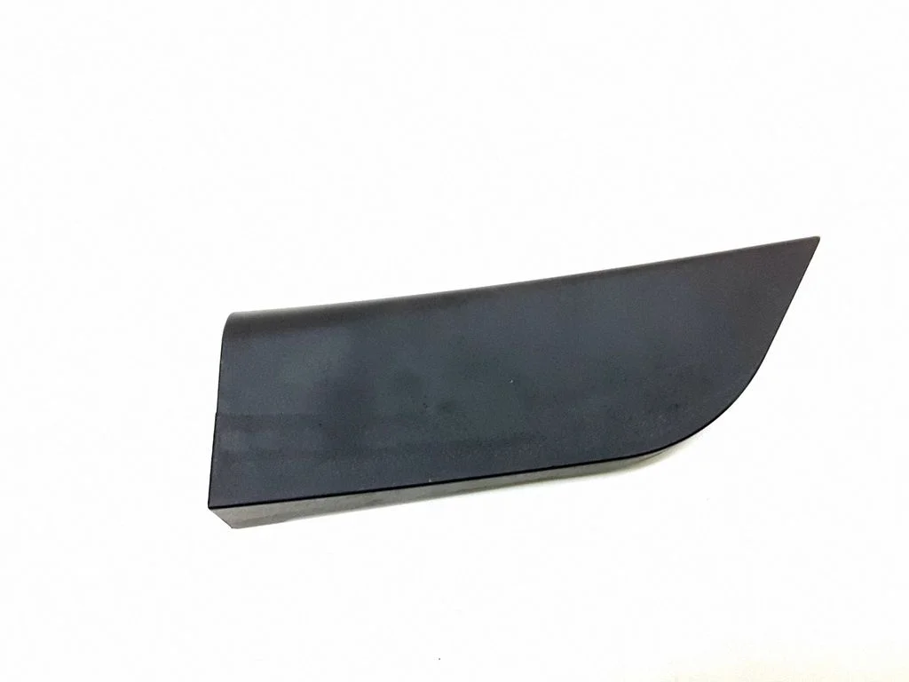 Other front door trim element – left