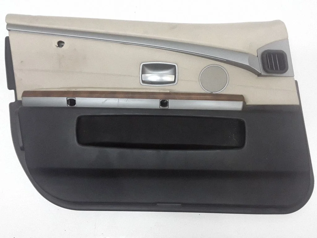 Eesmiste uste sisevooder – BMW 7-seeria E65 E66 (2001-2008)