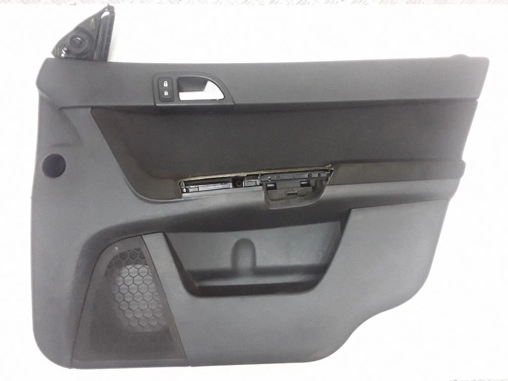 Front door card panel trim 30755293