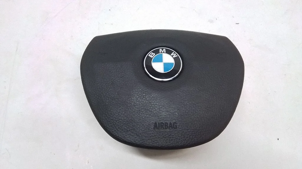Steering wheel airbag – BMW 7 Series F01 F02 F03 F04 (2008-2016)