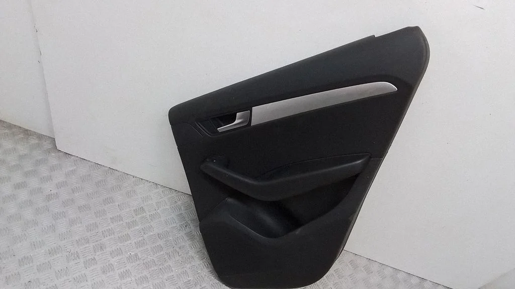 Rear door card panel trim 8R0867306