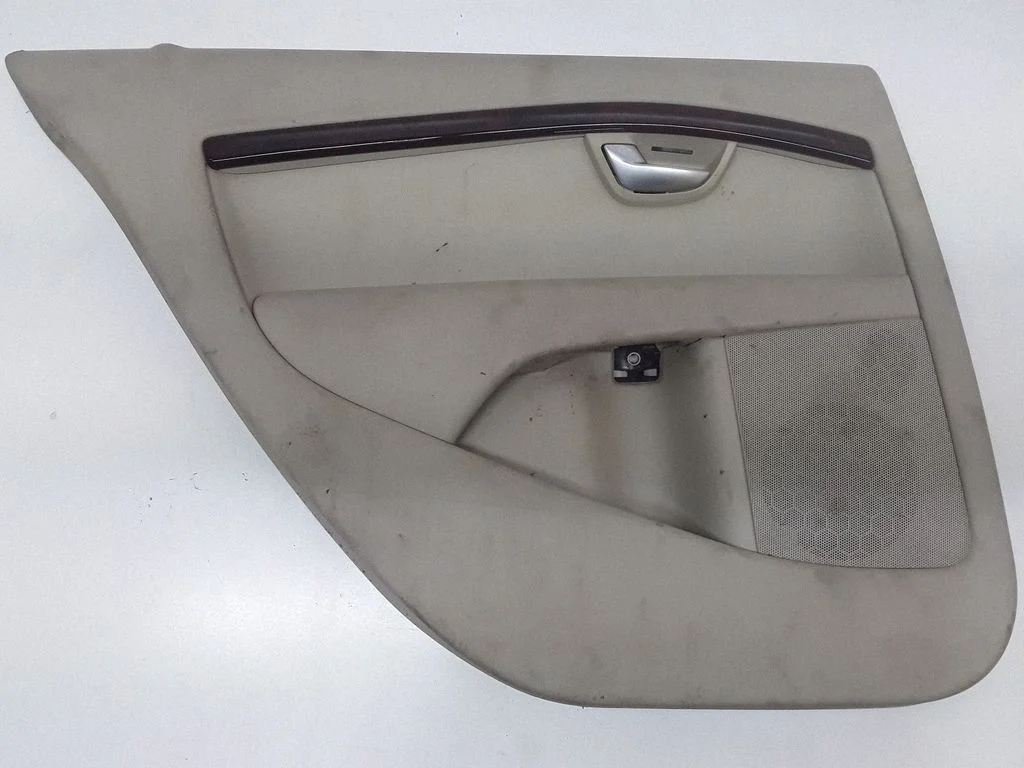 Rear door card panel trim – Volvo S80 (2007-2013)