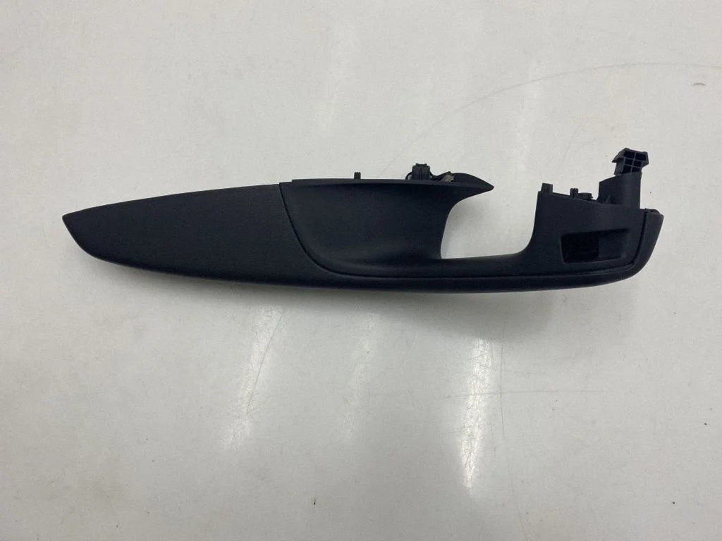 Other rear door trim element – Audi Q5 SQ5 8R (2008-2017)
