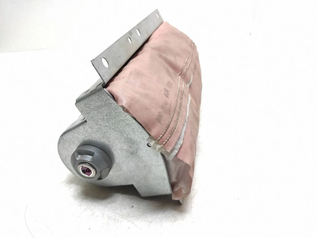 Passenger airbag 8686592