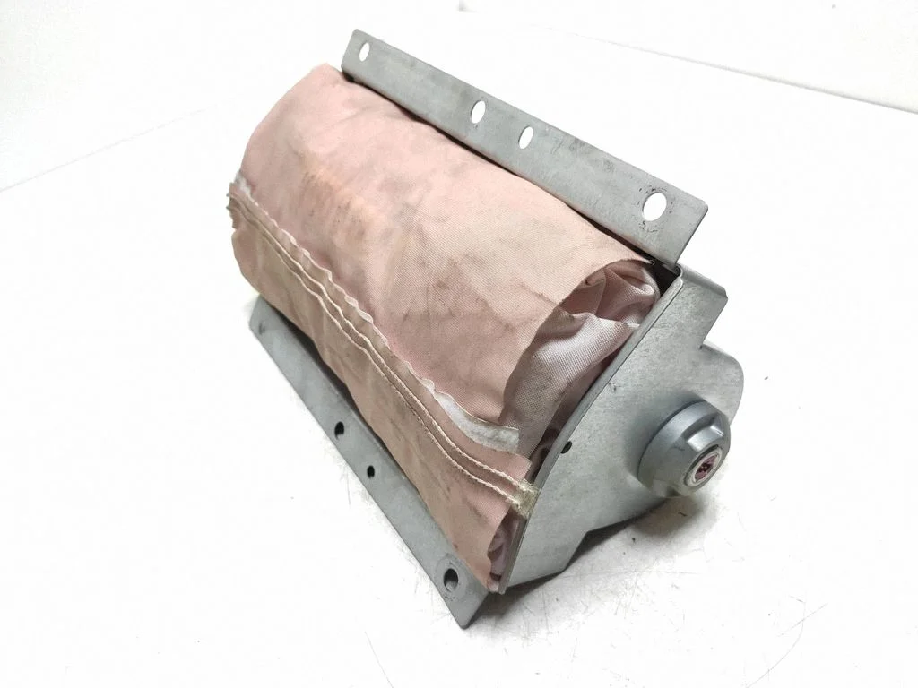 Passenger airbag 8686592