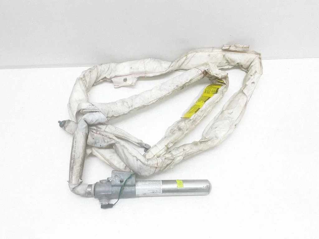 Katuse turvapadi (kardin) – BMW 5-seeria E60 E61 (2004-2010)