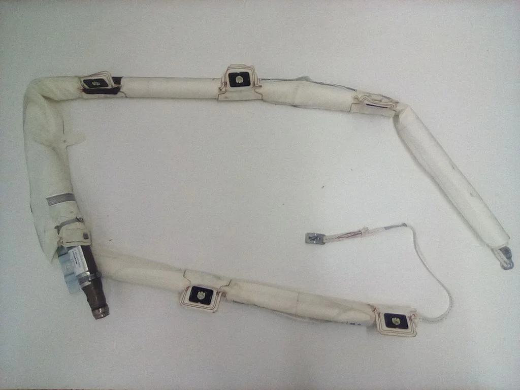 Roof airbag – right