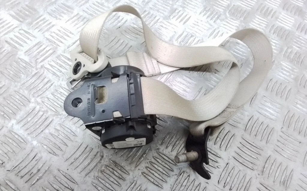 Aizmugurējā drošības josta 6361234