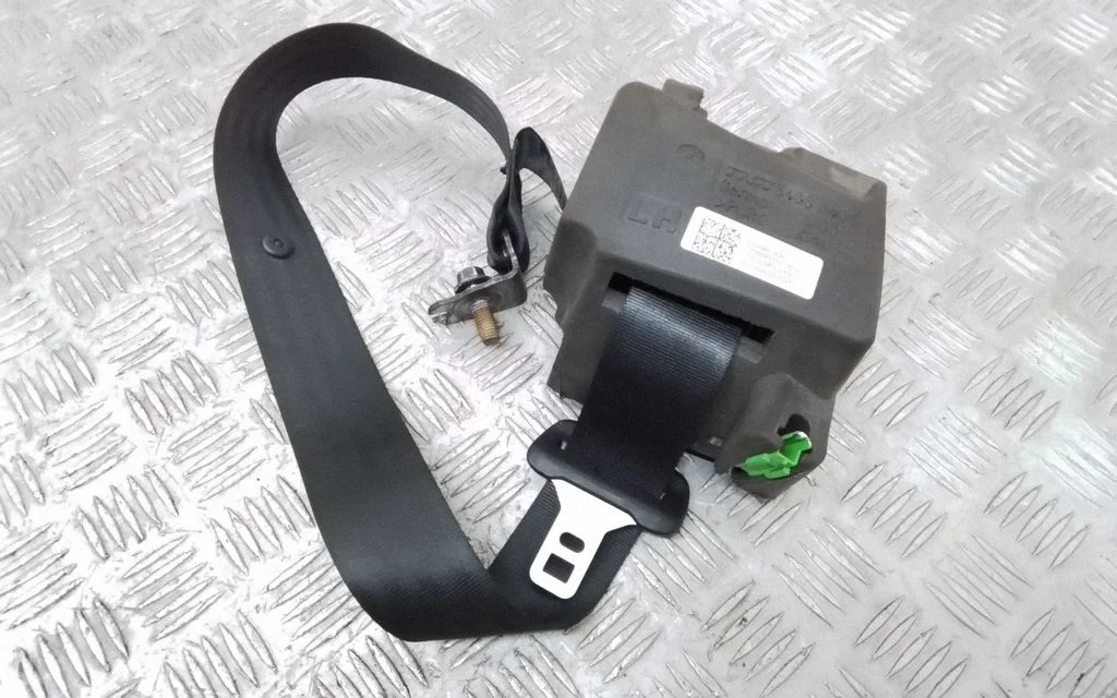 Aizmugurējā drošības josta 39801838