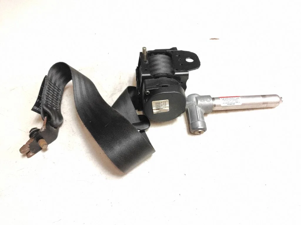 Rear seatbelt – Volvo S80 (2007-2013)