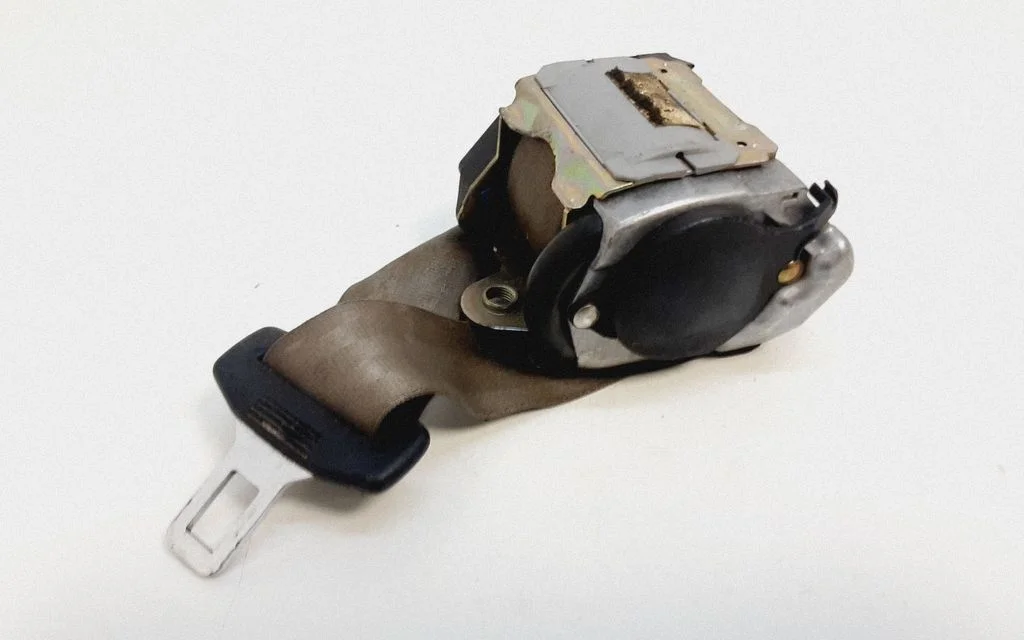 Tagumine turvavöö 8E5857805F