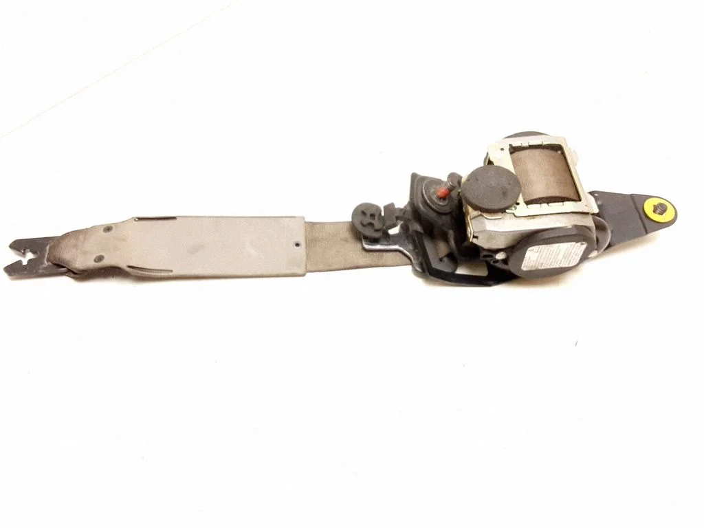 Rear seatbelt – Volvo XC90 (2007-2014)