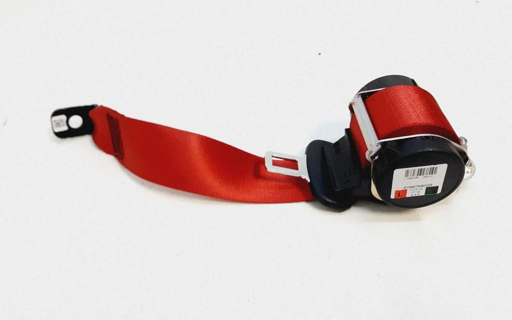 Tagumine turvavöö 99180303509