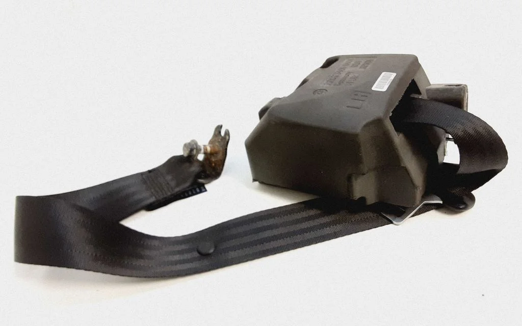 Rear seatbelt 34060406