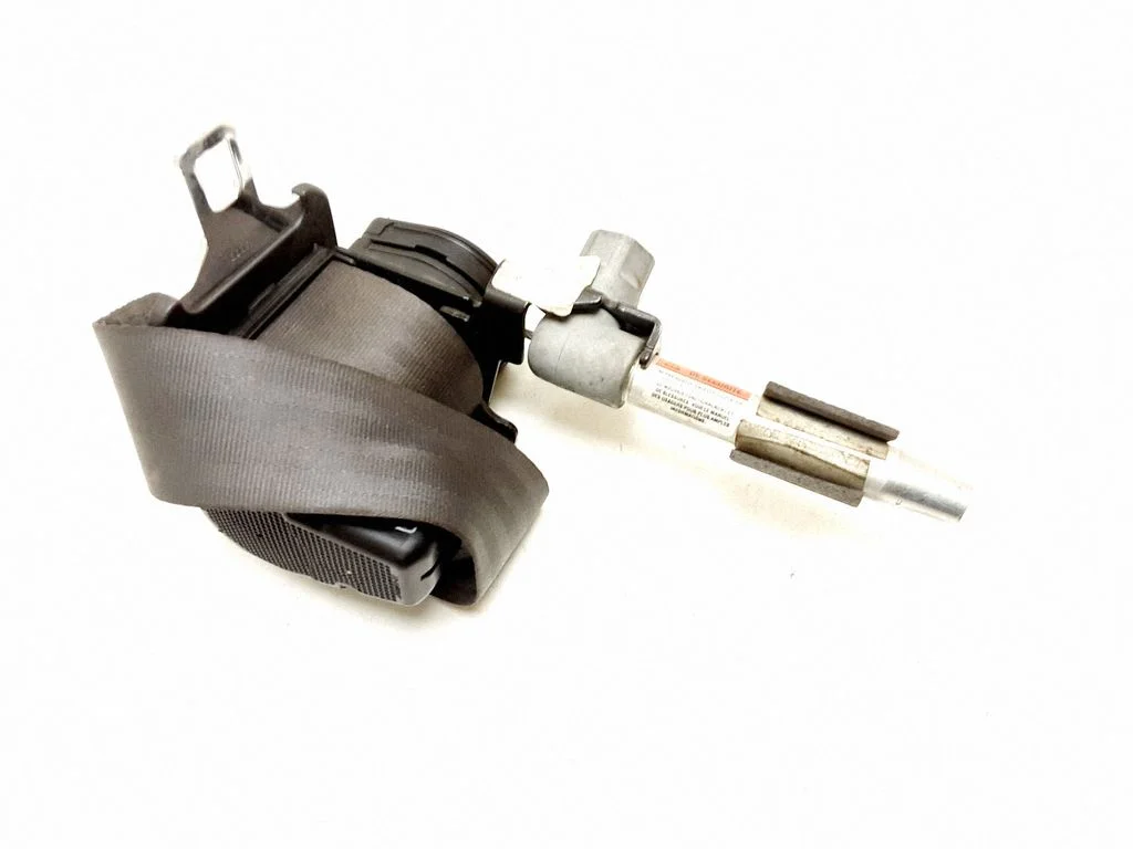 Rear seatbelt 39965831